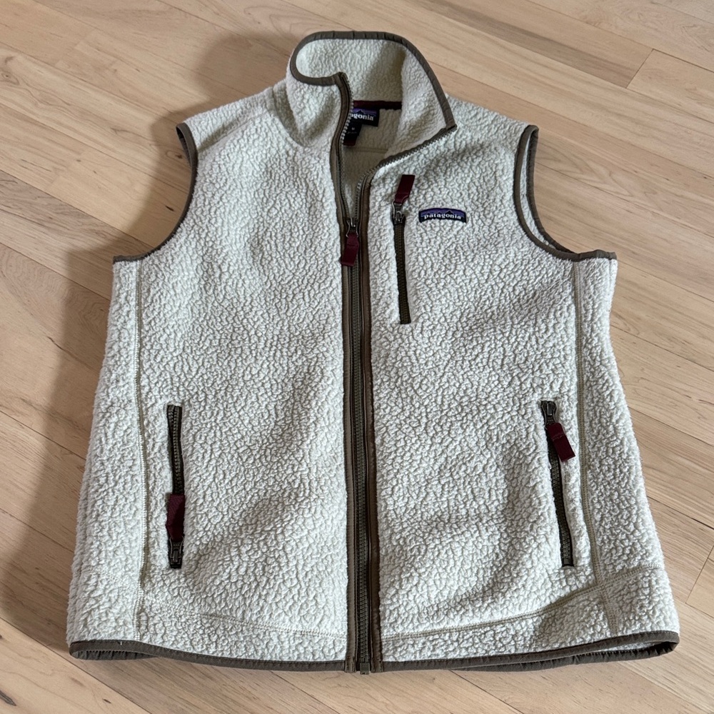 Patagonia Cream Sherpa Fleece Vest with Brown Trim